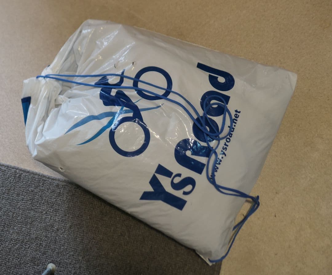 ハイラックスサーフ　185 180 専用設計 アイズ製 サンシェード 18系