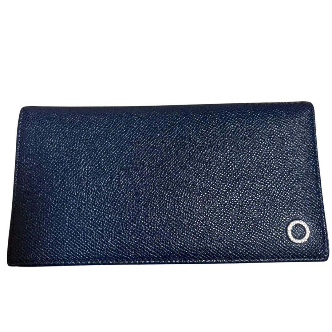 近年モデル　美品　ブルガリ・ブルガリ マン 二つ折り財布　グレインカーフレザー