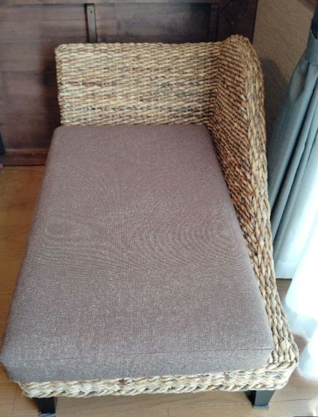 テレビ、テレビ台、ソファー、テーブルセット