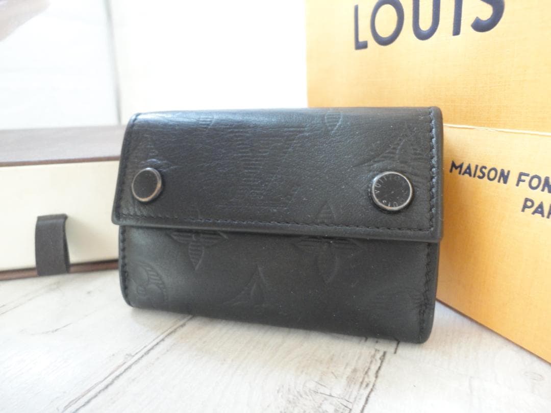 美品★ヴィトン シャドウ【ディスカバリーコンパクトウォレット】財布★B21