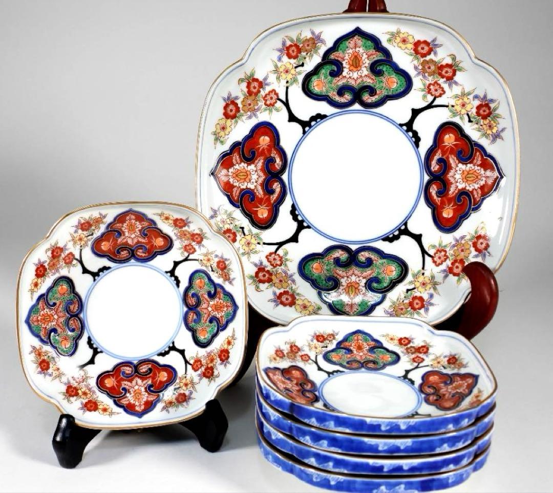 有田焼　其泉窯　四方木甲桜花文 大皿　１枚　銘々皿　5枚　金彩　盛皿