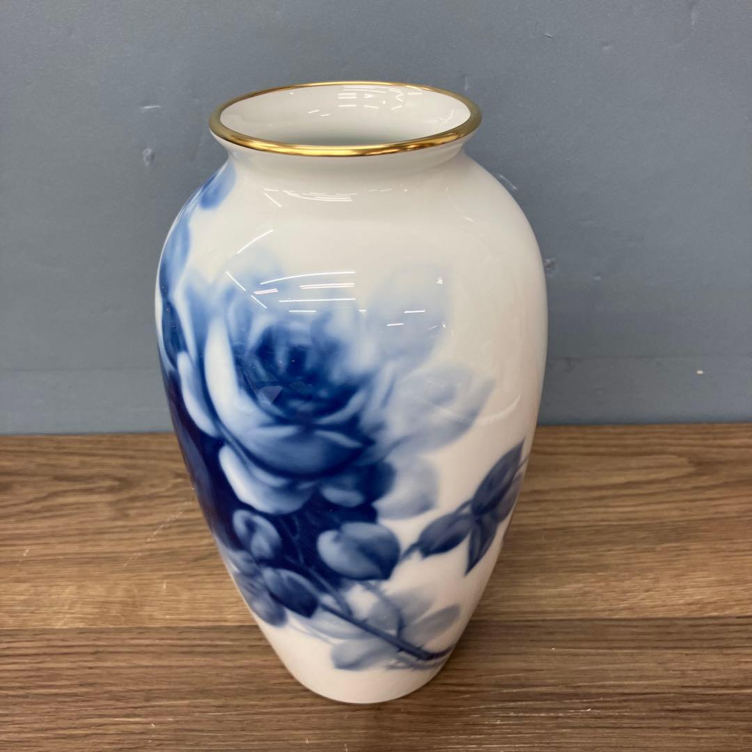 D-壁 大倉陶園 ブルーローズ 花瓶 金縁 オークラ花入れ 花立て 花生け