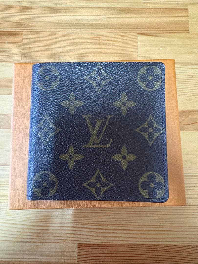 Louis Vuitton モノグラム ポルトフォイユ・マルコ