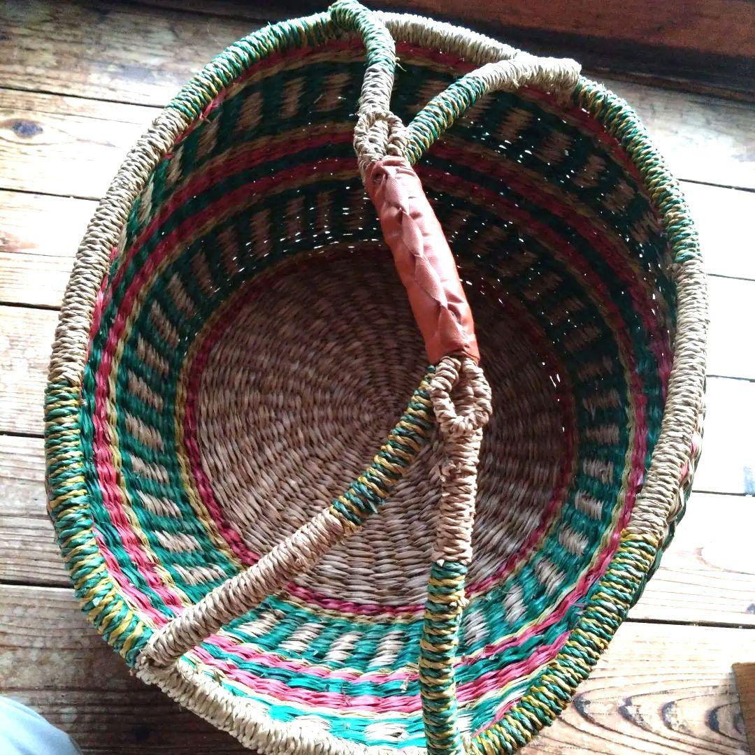 大きなバスケット　アフリカン雑貨　アフリカンバスケット　編みかご