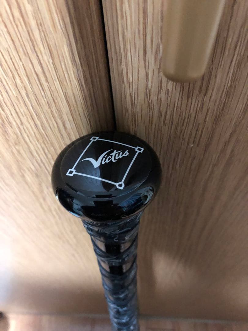 出品最終日売り切りセール　ビクタス軟式木製バット　タティスjrモデル