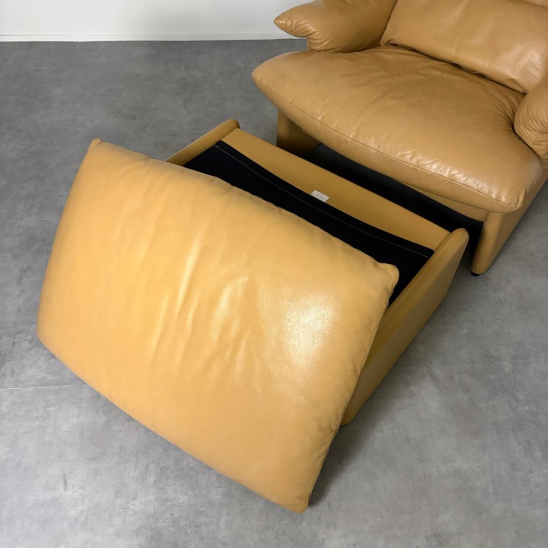 カッシーナ　ポルトヴァーネレ　1ｐソファ　ヴィコ・マジストレッティ