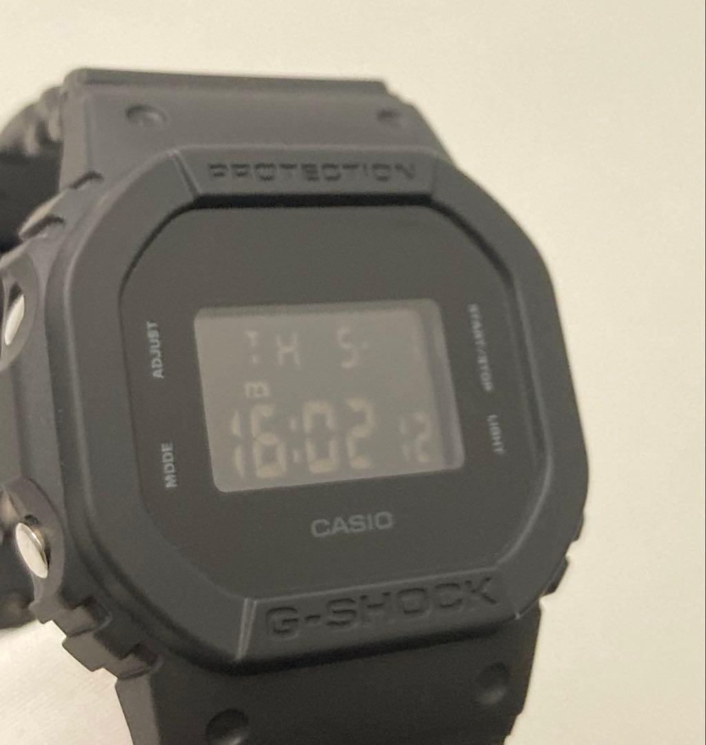 美品 CASIO G-SHOCK GMD-S5610BB-1JF ミッドサイズ