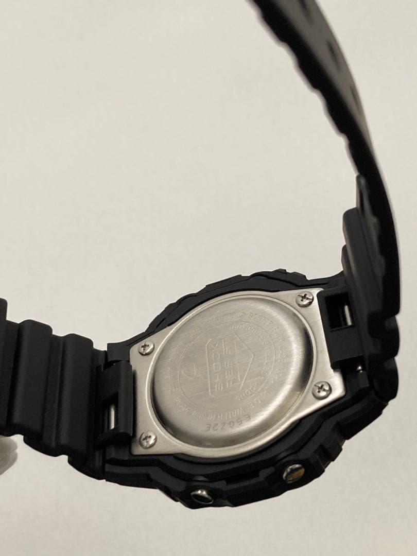 美品 CASIO G-SHOCK GMD-S5610BB-1JF ミッドサイズ