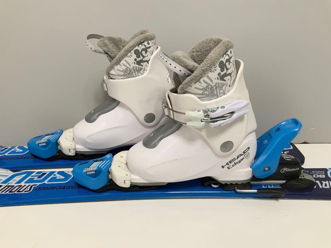 ジュニアスキー 4点セットCARVING 板80cm／ブーツ17cm