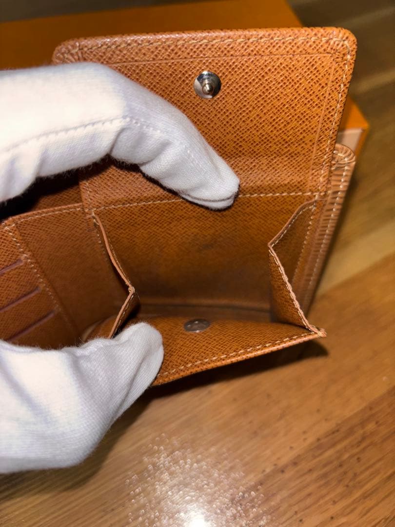 ケ*ウ様 ルイヴィトン エピ ポルトフォイユ・マルコ 二つ折り財布