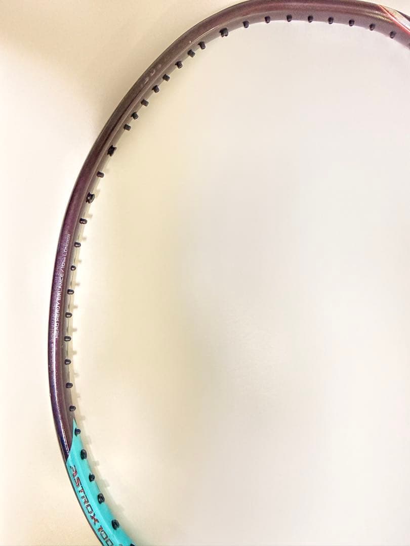 ヨネックス アストロクス100ZZ 4UG5 ASTROX【ヒビあり】