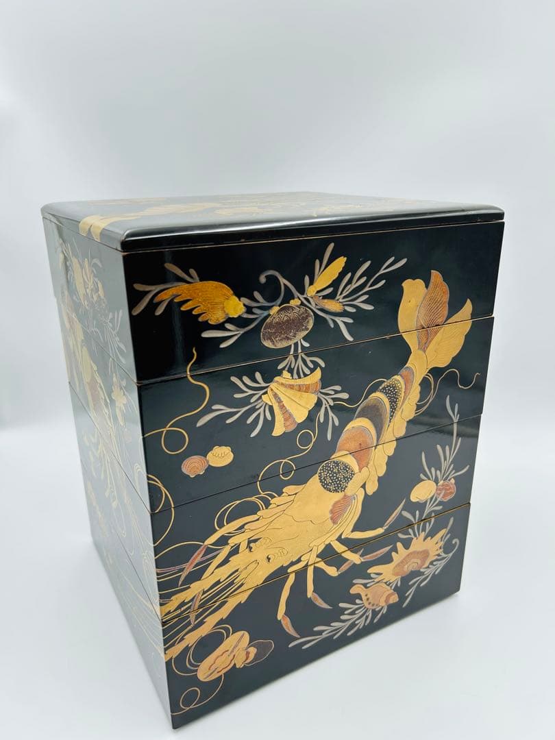 【海老海鮮尽くし蒔絵重箱　段重　お節料理】骨董　アンティーク　インテリア