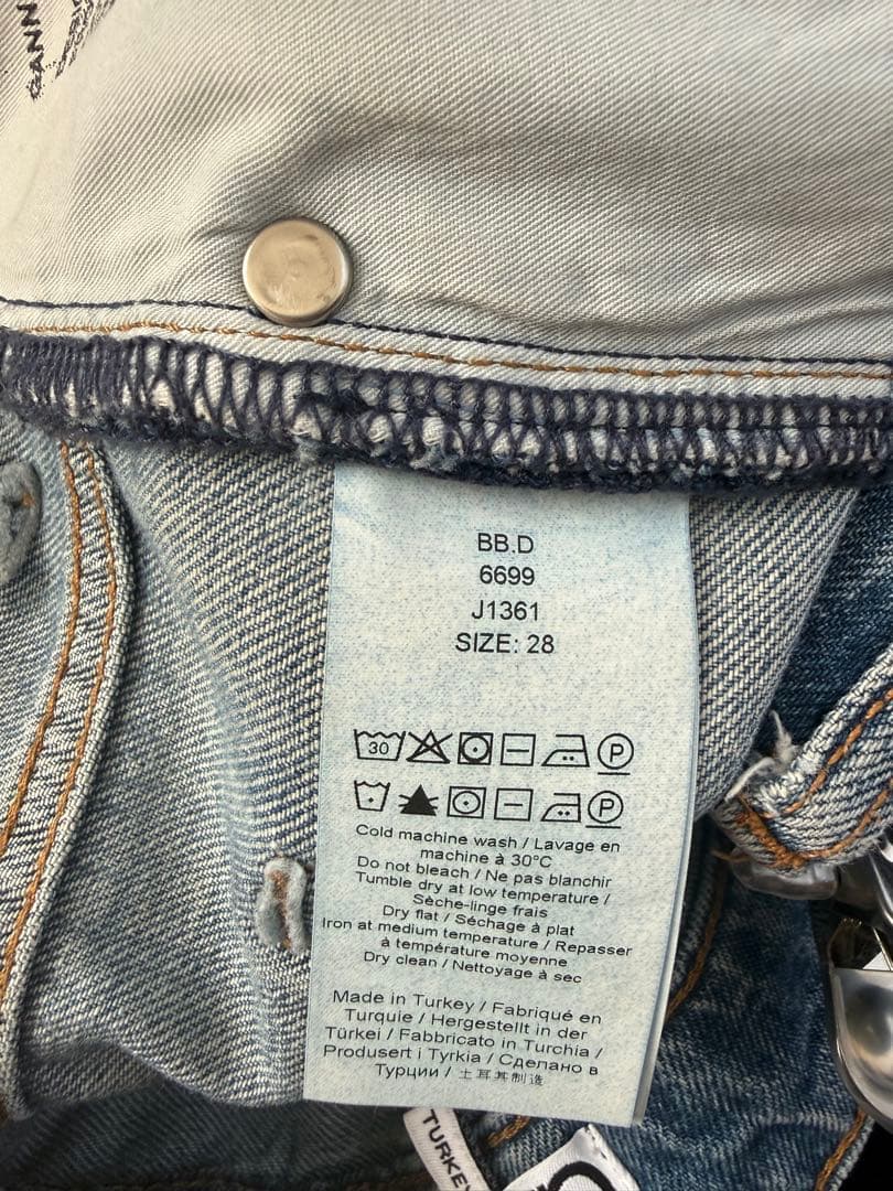 GANNI ストレートデニム 28インチ