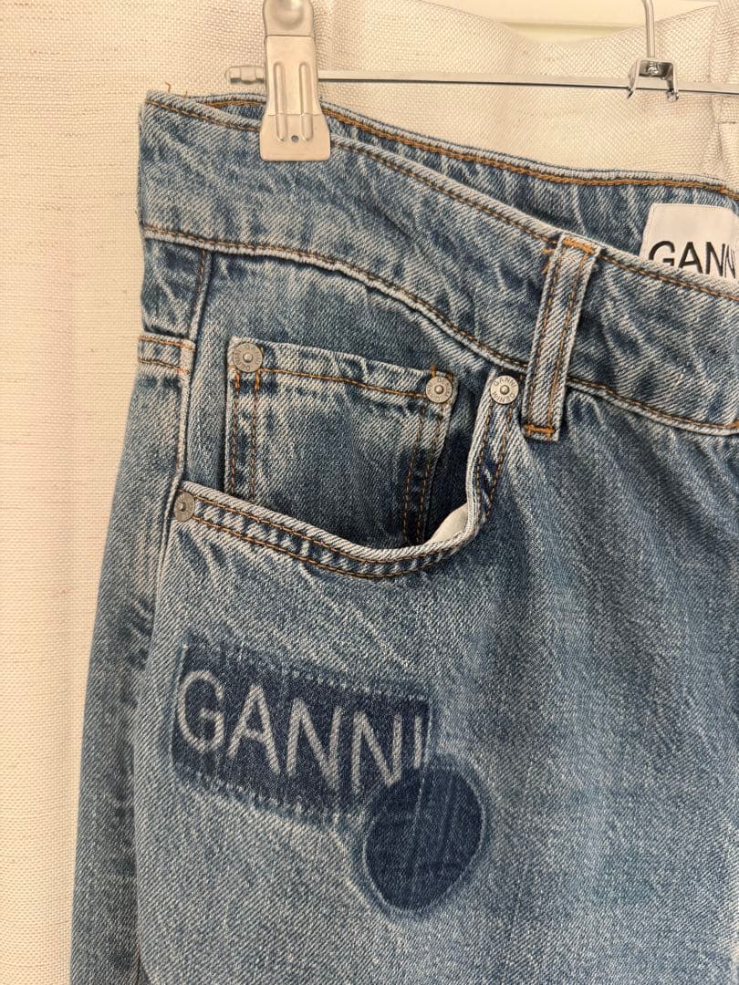 GANNI ストレートデニム 28インチ
