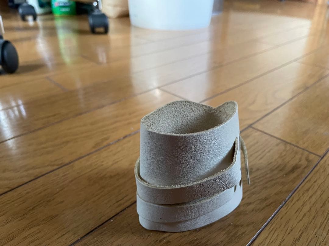 t*u様 マルジェラ本人期 レザーブレスレット （レアカラー）ホワイト