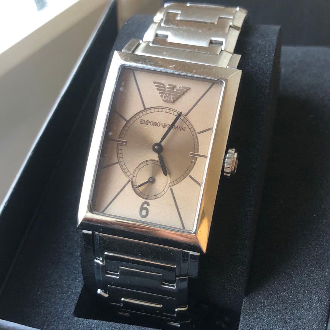 【新品】EMPORIO ARMANI 長方形ケース 稼働品　時計
