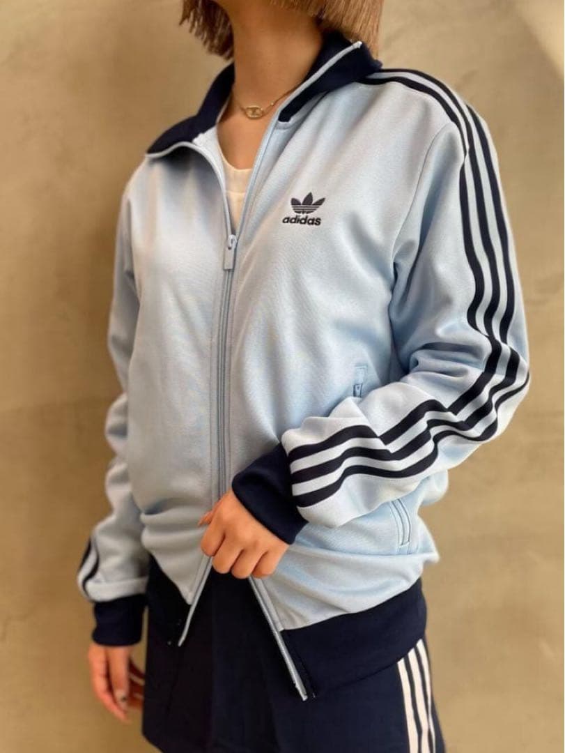 adidas originals トラックトップ　ジャージ　水色　アディダス