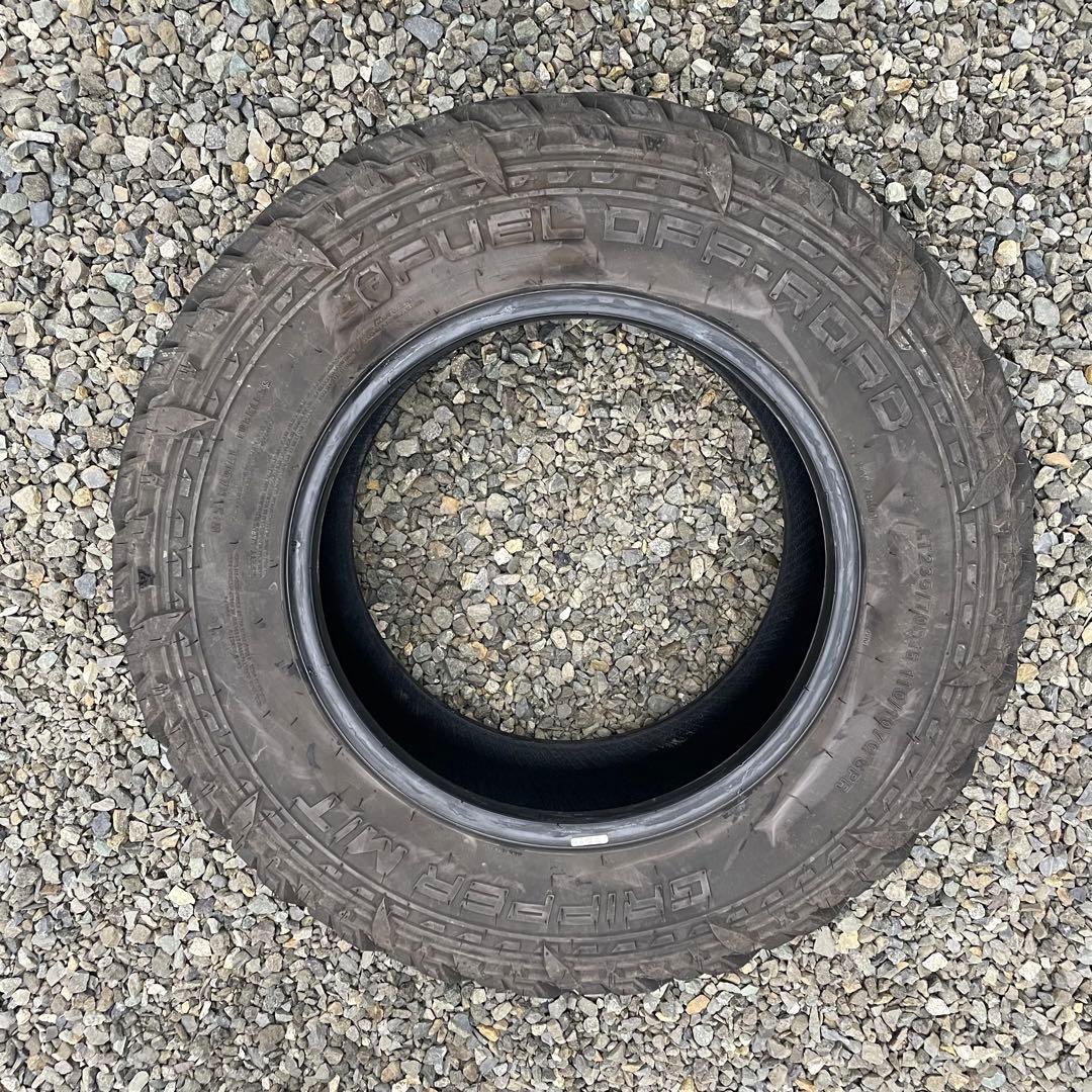 オフロードタイヤ　235/70R16 デリカ　MTタイヤ