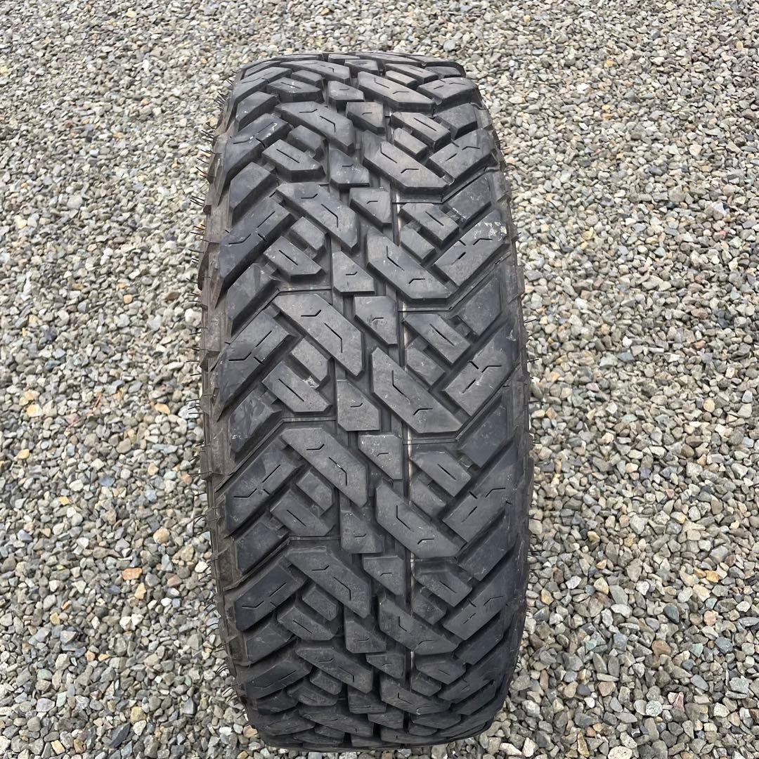 オフロードタイヤ　235/70R16 デリカ　MTタイヤ