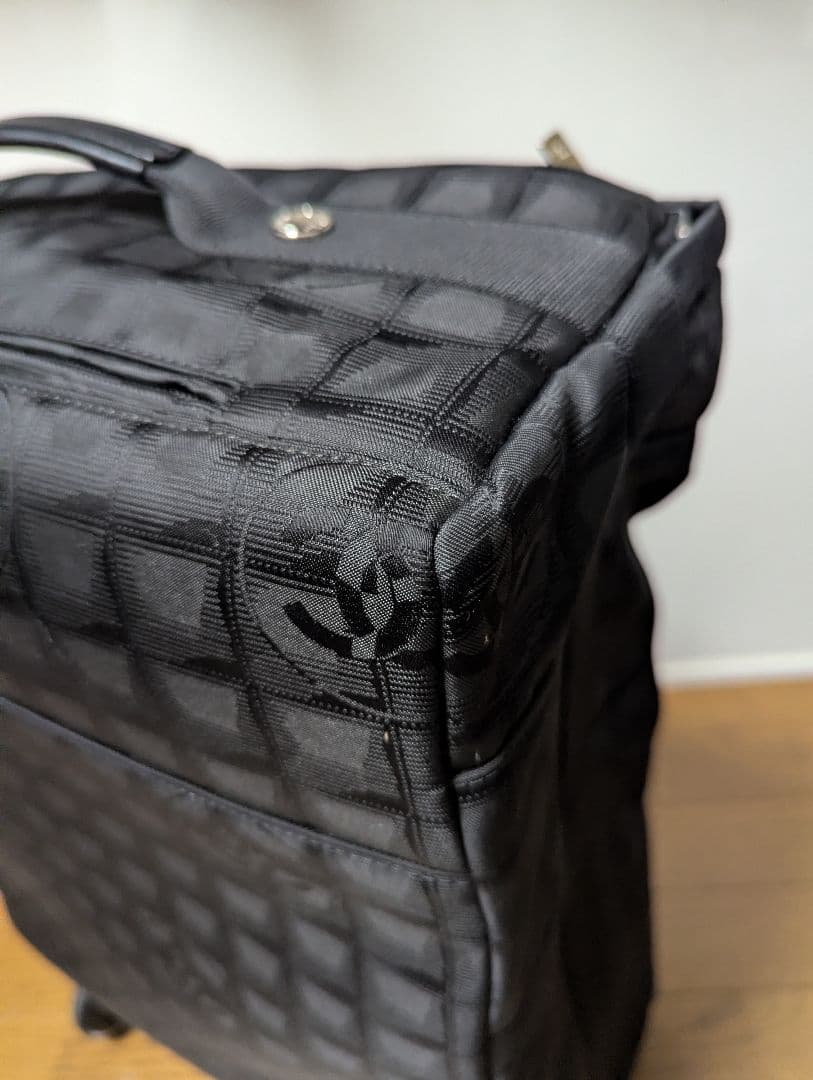 シャネル ニュートラベルライン ナイロン2輪 スーツケース　美中古