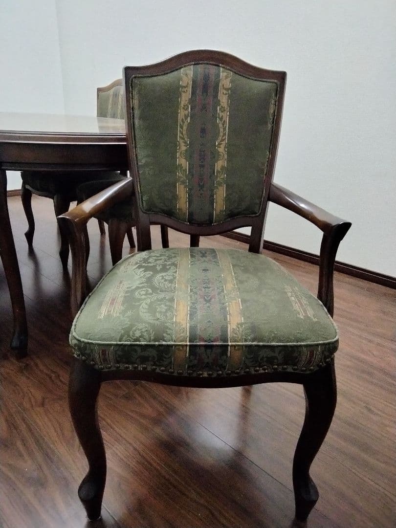 クラシックスタイル 緑色 布張り椅子
