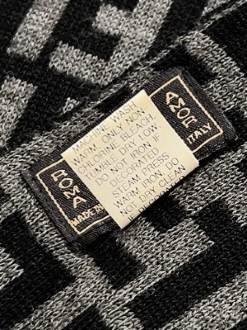 フェンディ　FENDI マフラー　FFロゴ　グレー×ブラック