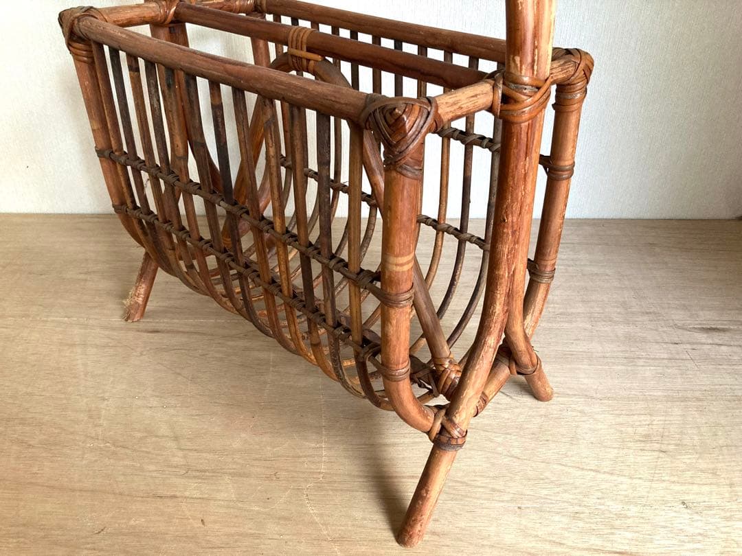 【送料込】アンティークのマガジンラック　スリッパ収納　野菜や果物の格納にも