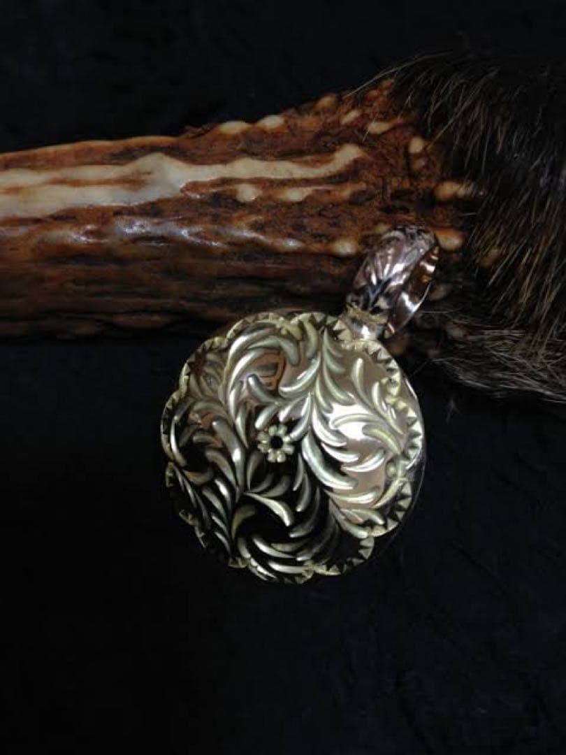 ノーチラスアートジュエリー　ネックレストップ