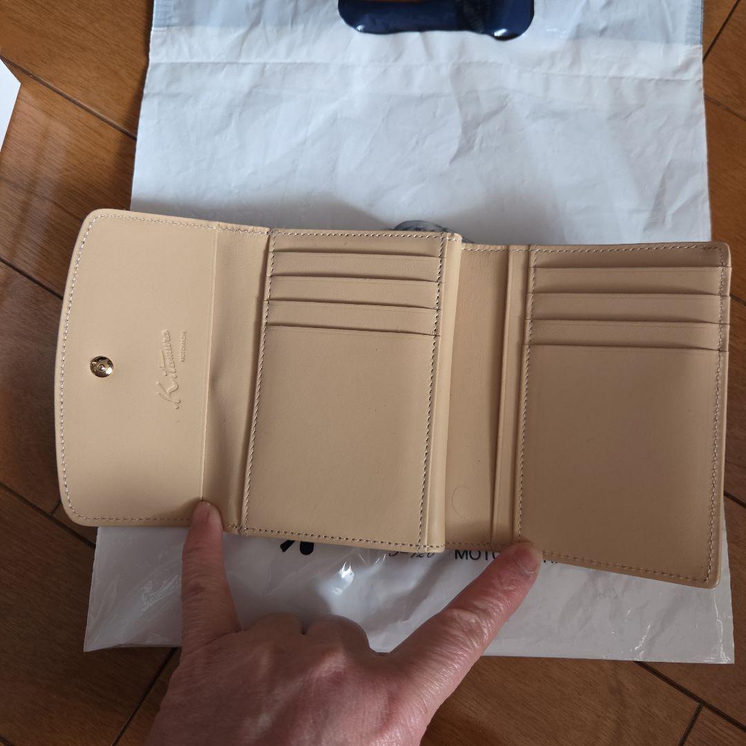 キタムラ　二つ折り財布　キャメル