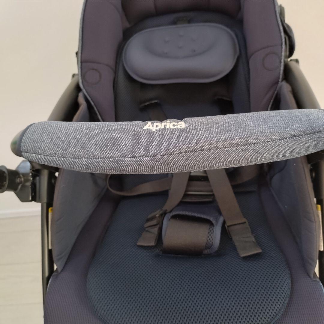 Apricaアップリカ　ベビーカー　ラクーナクッションフリー