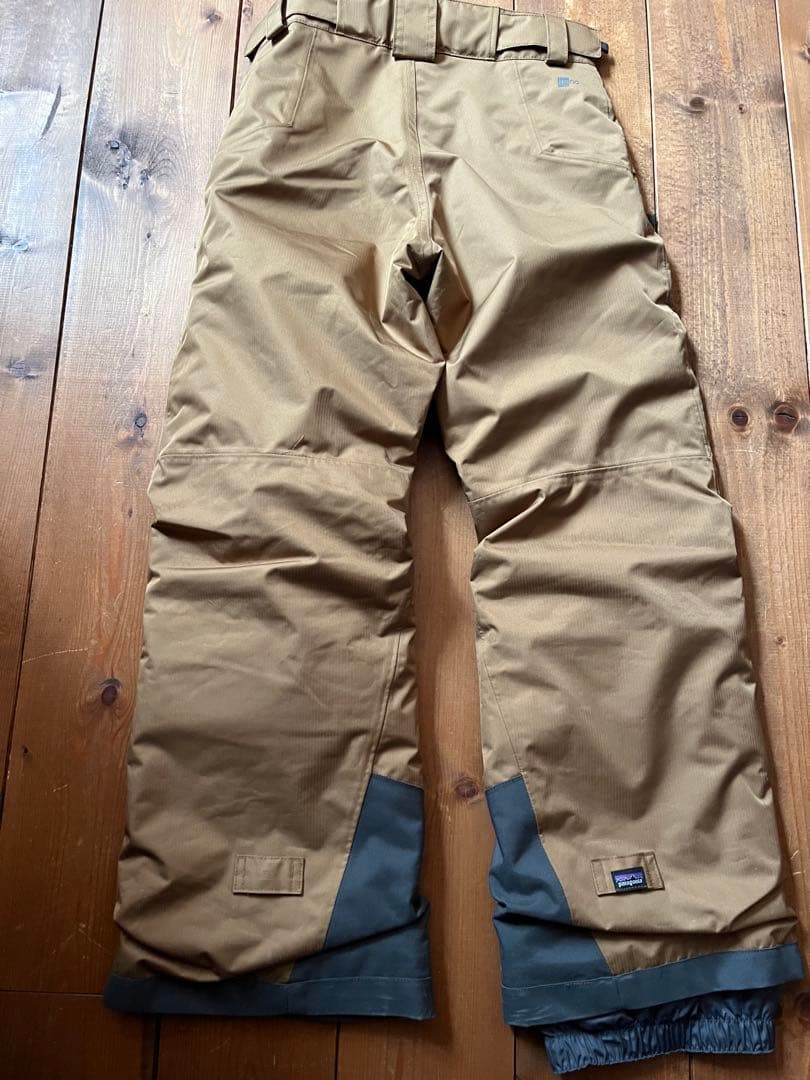 【140】Patagoniaスノーウエア