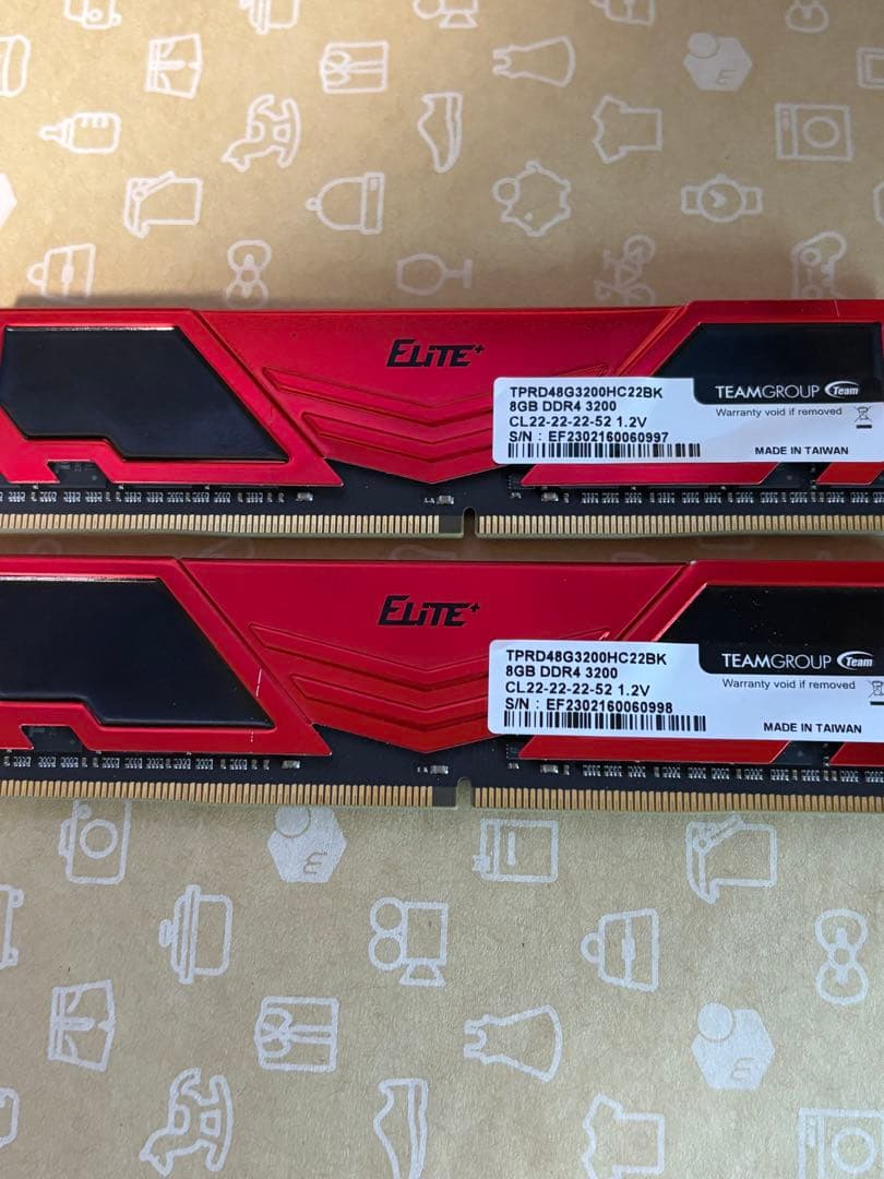メモリー TEAMGROUP ELITE DDR4 3200MHz 16GB