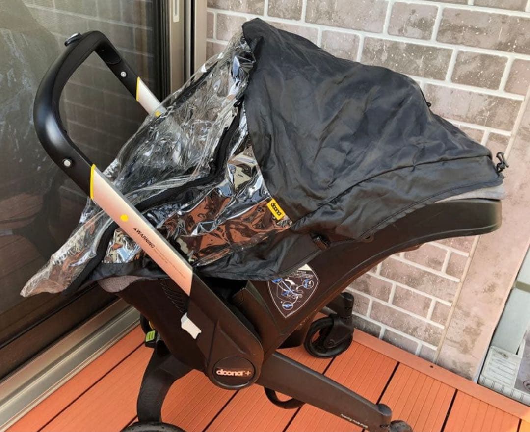 doona グレー ベビーカー　レインカバー、ホイールカバー付き