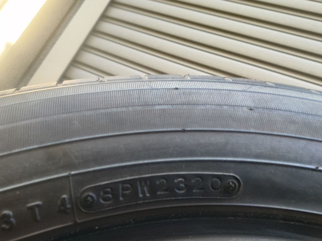 ハリアーRAV4エクストレイル国産トーヨー 225/55R19サマータイヤ 4本