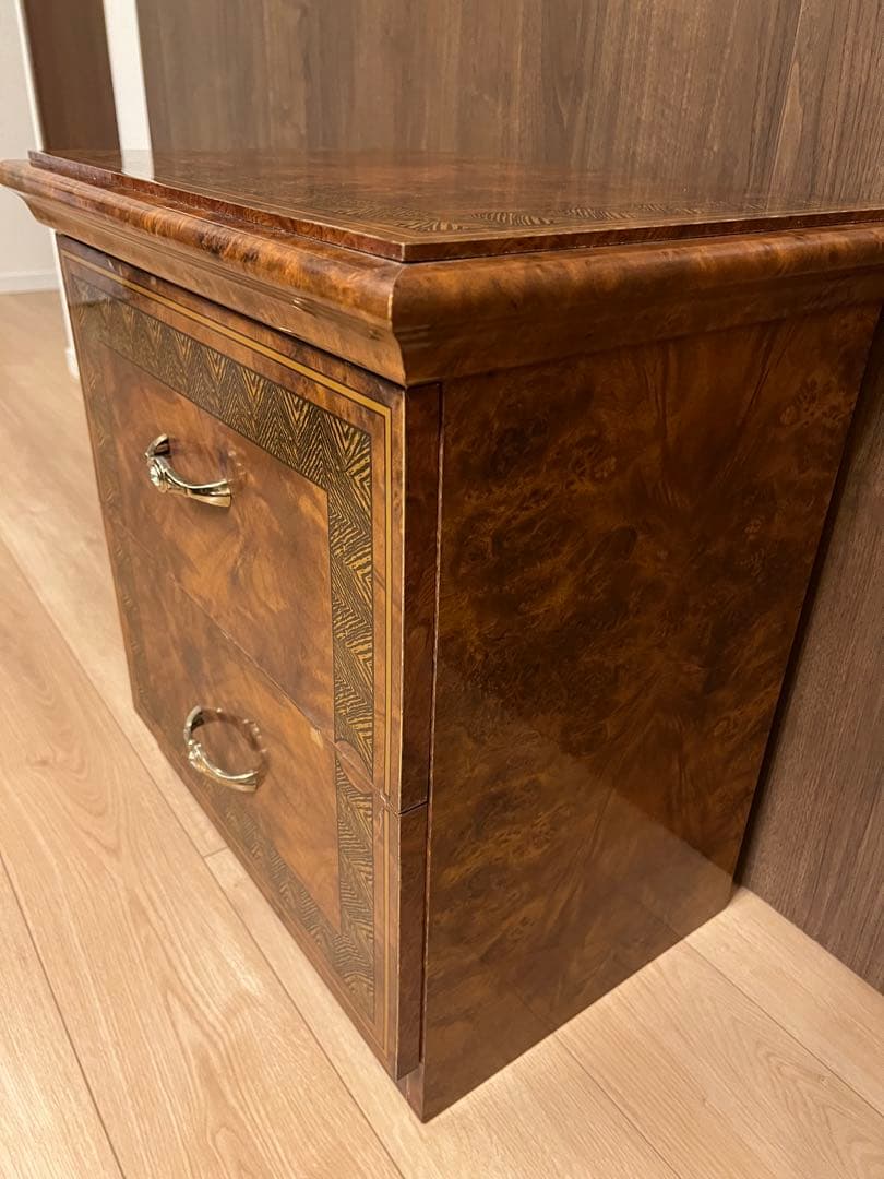 イタリア製　アンティーク輸入家具　2段チェスト