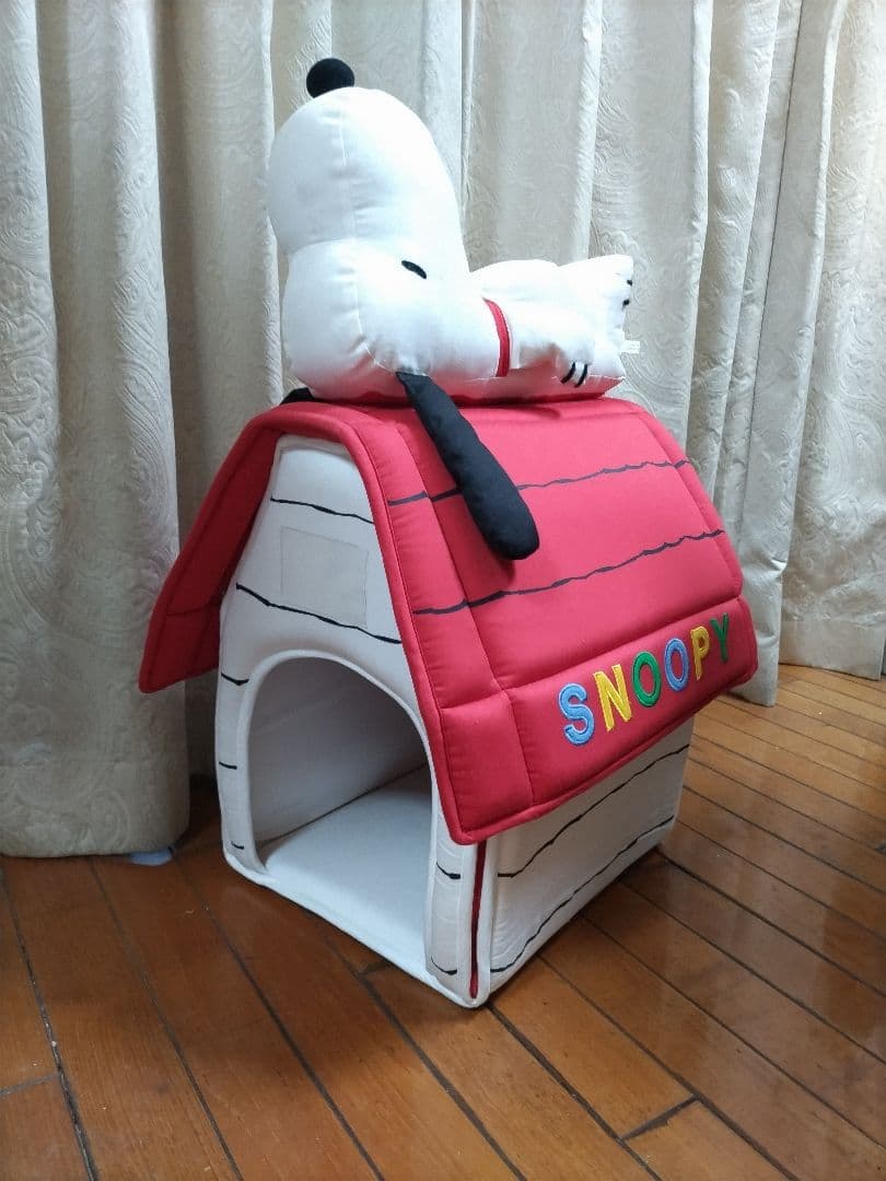 SNOOPY　スヌーピー ドッグハウス (組立式) 【新品、未使用】