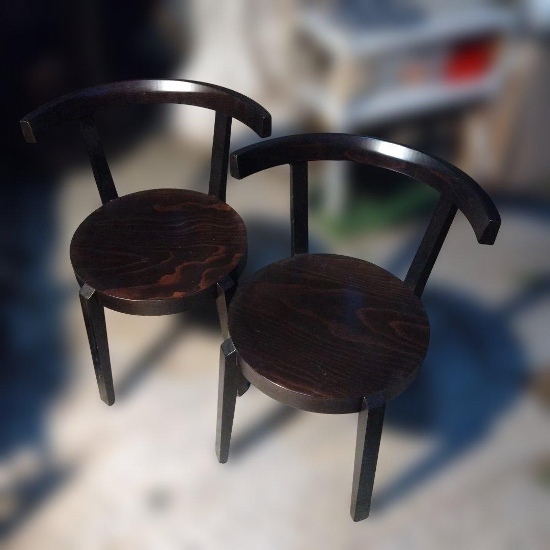 2脚セット　TON ダークブラウン 木製 椅子 アーチ型背もたれ