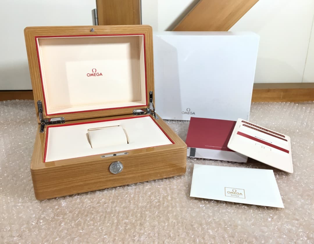 【純正】美品 OMEGA オメガ 時計ケース 空箱 BOX ジュエリー