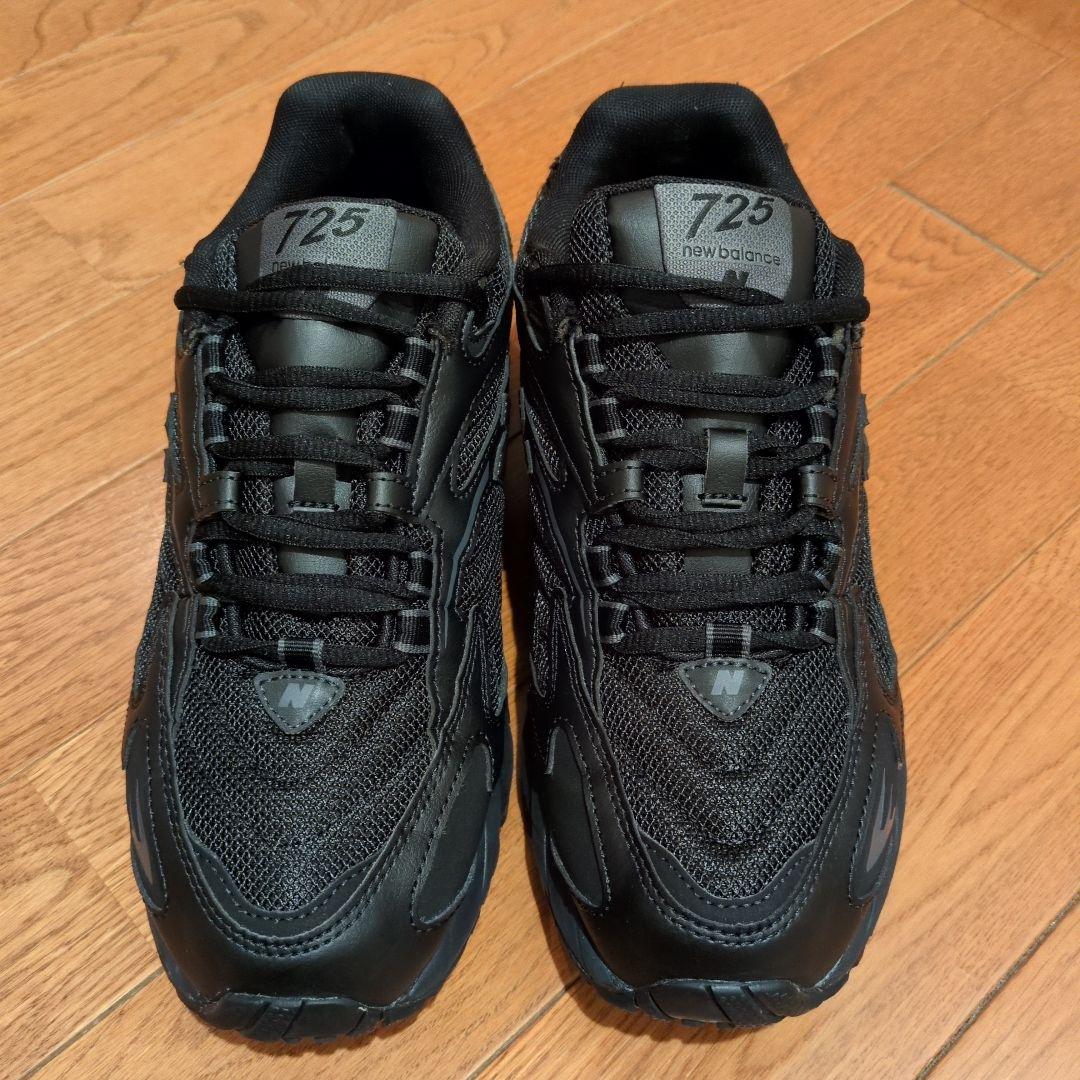 ニューバランス ML725 オールブラック　26.0センチ