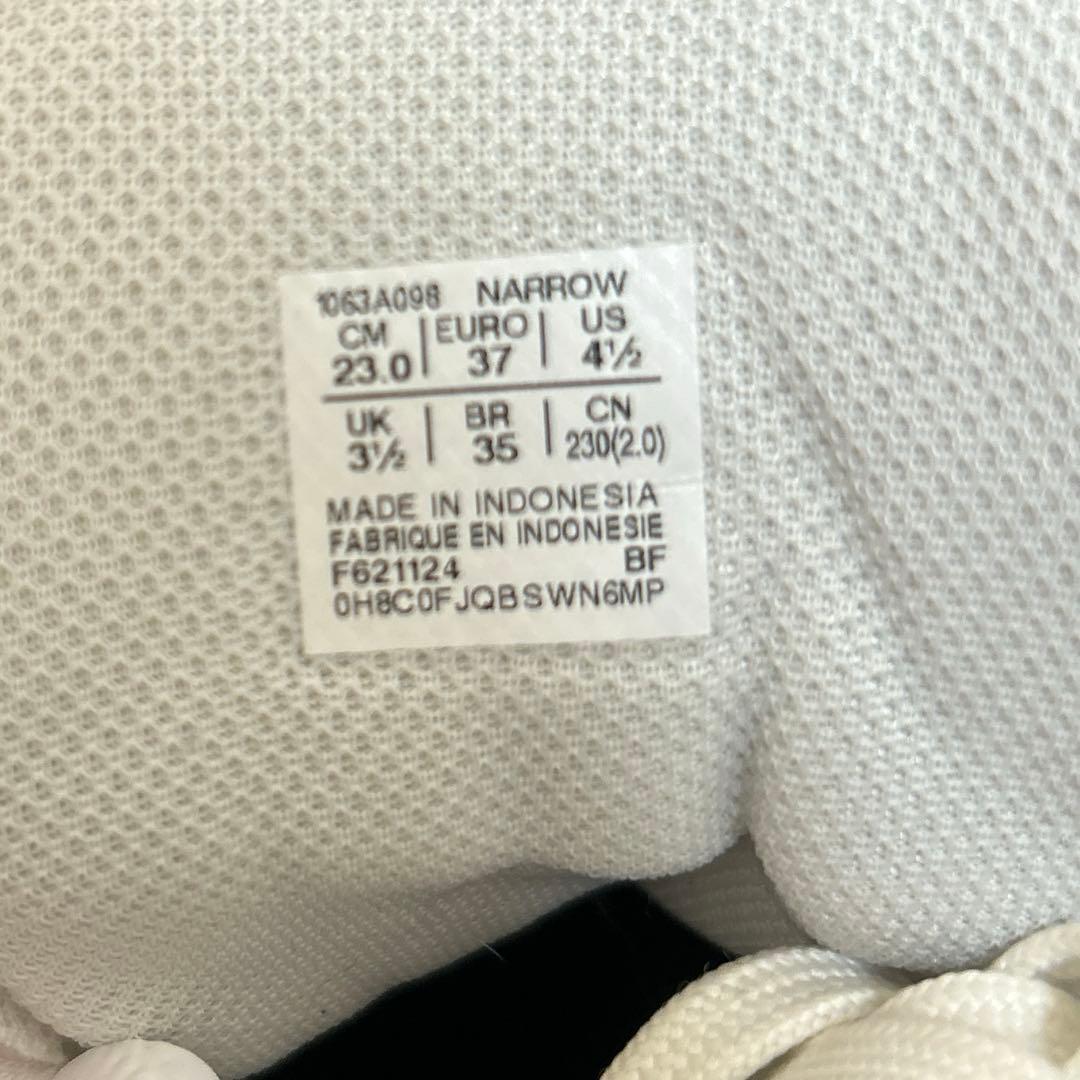 アシックス　GELHOOP V17 レディース23cm