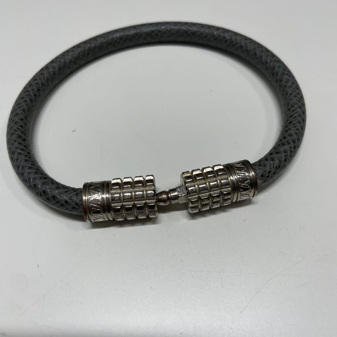 K*h様 LOUIS VUITTON ブレスレット ディジット　シルバー装飾