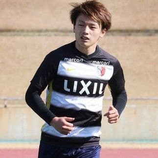 【匿名配送】【入手困難】鹿島アントラーズ　トレマ　黒　白　黄　ユニホーム