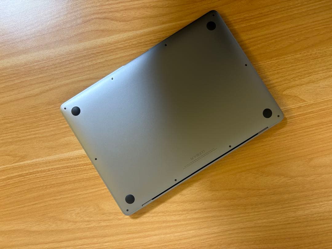 MacBook Air2019 【充放電31回】