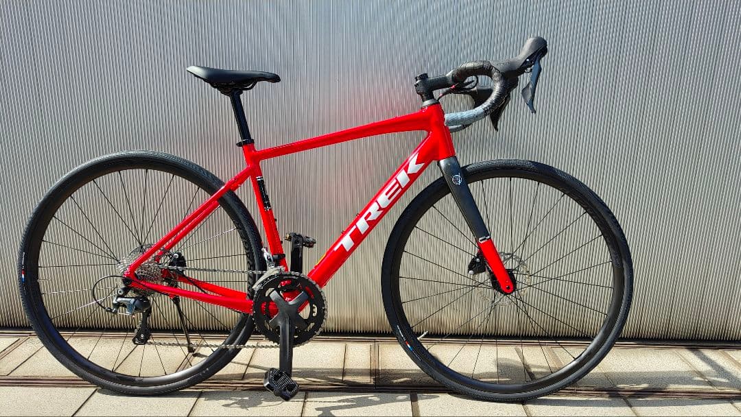 自転車本体 TREK Domane AL4 Gen4 2024