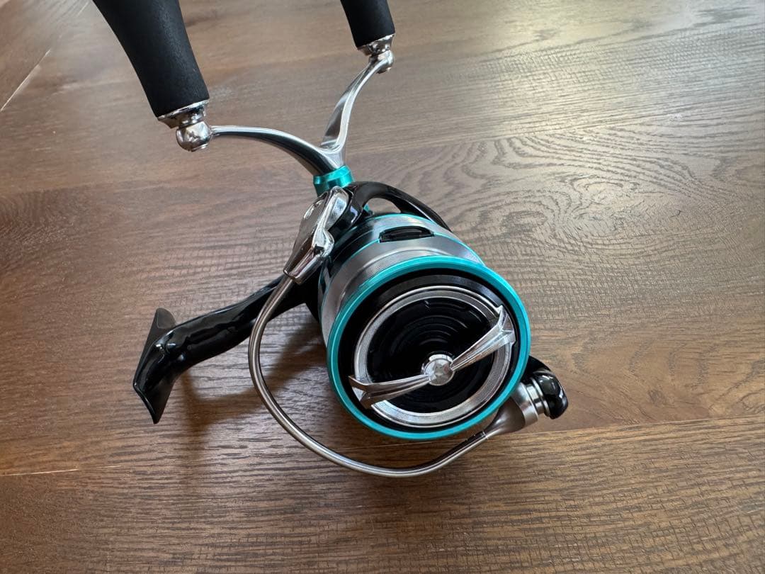Daiwa ダイワ 19 エメラルダス スピニングリール