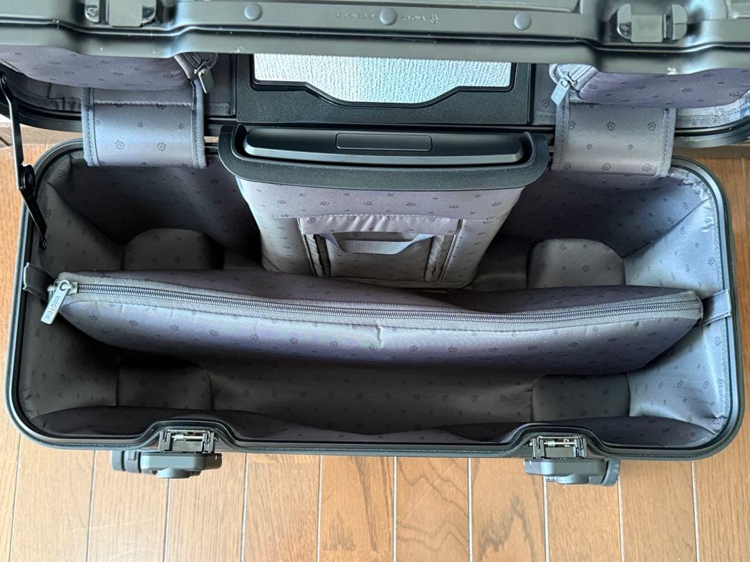 【メーカー永久保証対象】RIMOWA ORIGINAL PILOT