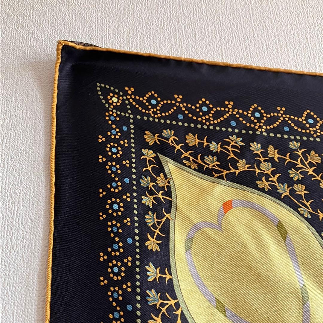 美品　エルメス　HERMES スカーフ　90 カレ生命の木　 シルク　フランス