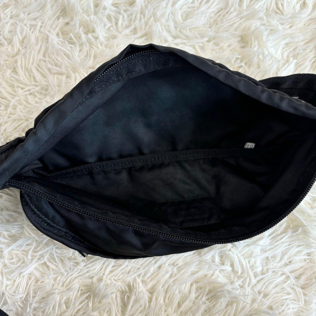 PRADA プラダ　三角ロゴプレート ポコノ ナイロン ボディバッグ