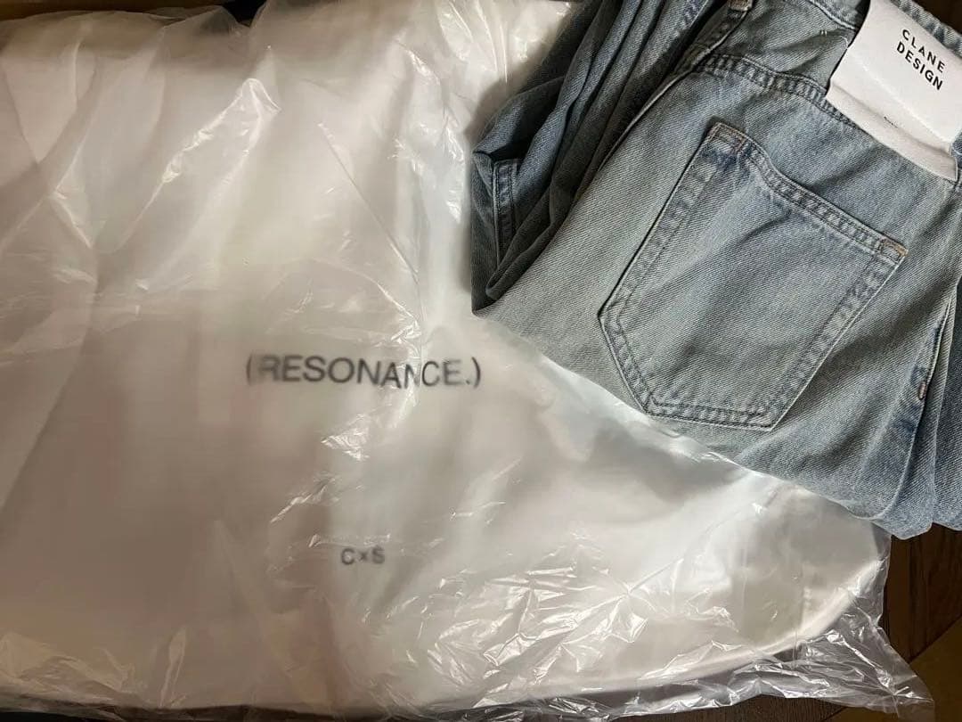 RAINBOW 様　　clane suzu デニム とノベルティ白のセット未使用