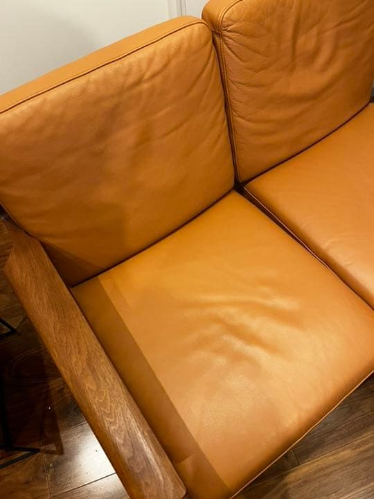 ウォールナット無垢材　本革ソファ（2人掛け）＋オットマン